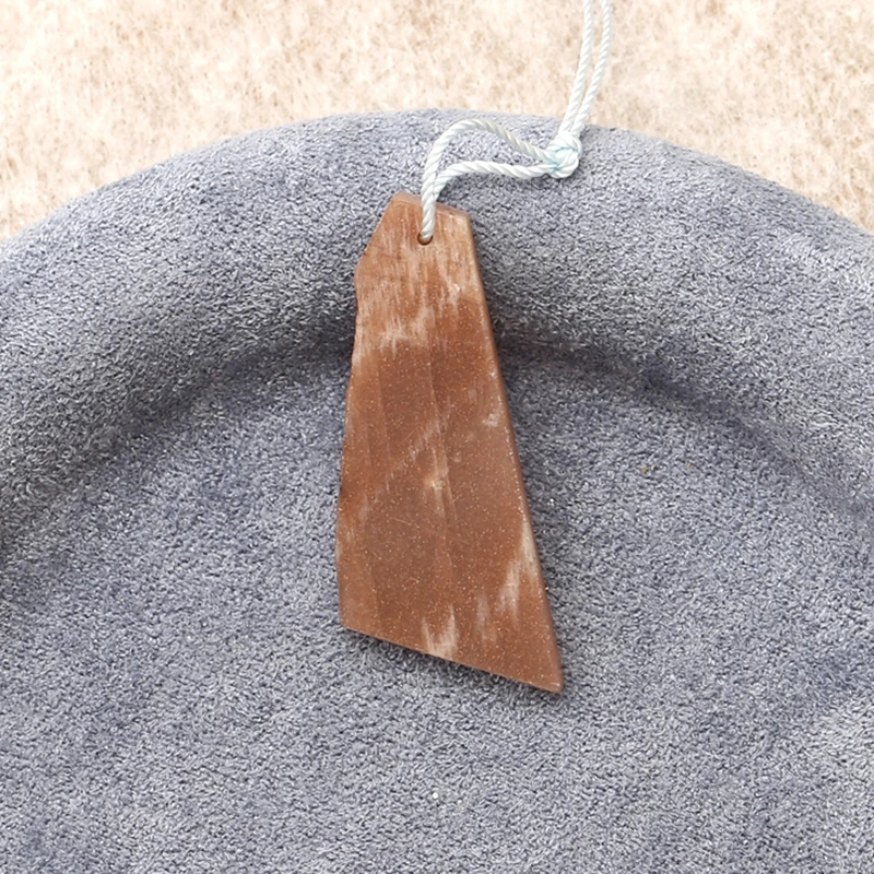 Warm Brown Speckled Polished Sunstone Rough-Cut Pendant Gemstone Jewelry Component for Handmade Accessories 37x18x3mm-4g
Warm Brown Speckled Polished Sunstone Rough-Cut Pendant Gemstone Jewelry Component for Handmade Accessories 37x18x3mm-4g