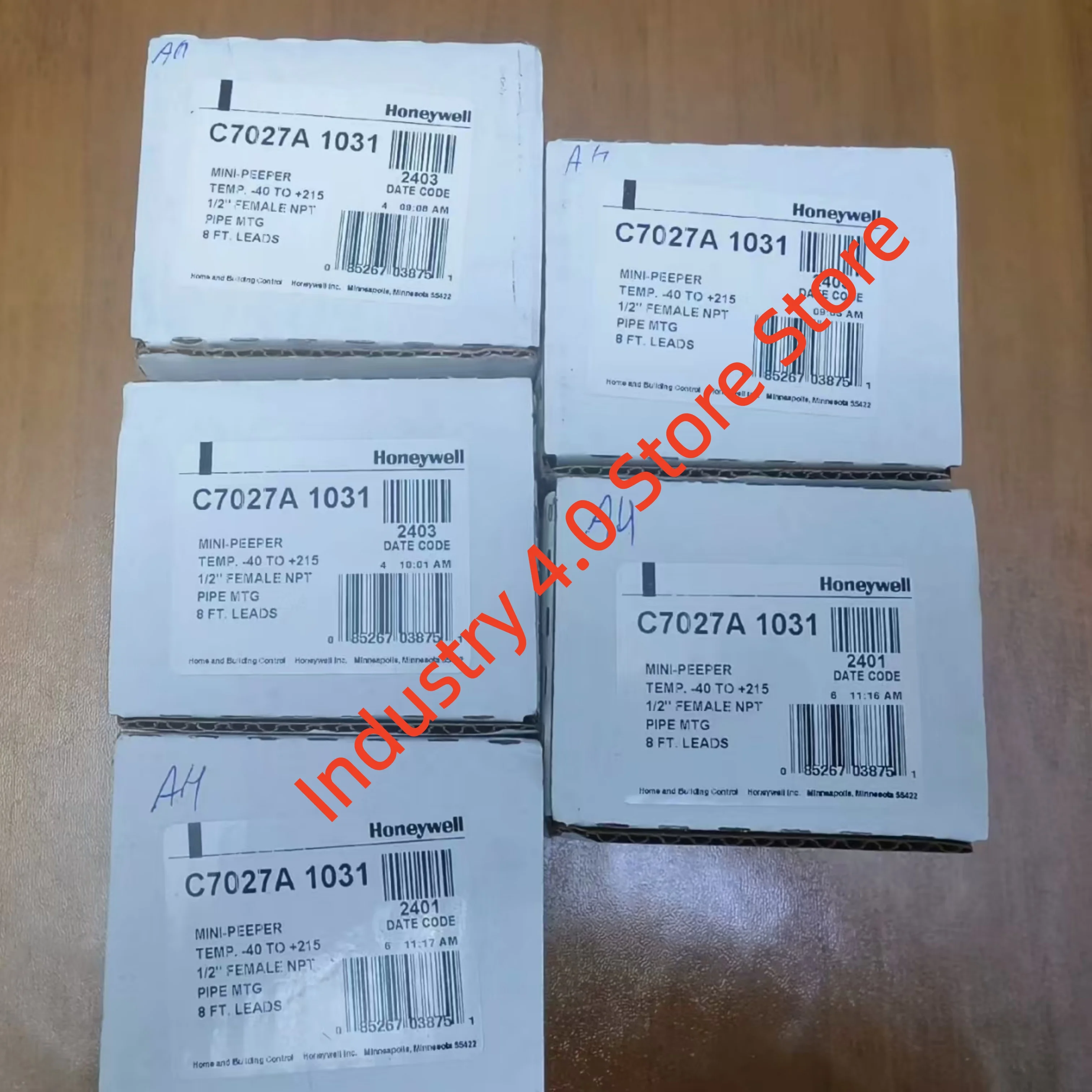 Новый оригинальный ультрафиолетовый усилитель пламени C7027A1031 R7849A1023
Новый оригинальный ультрафиолетовый усилитель пламени C7027A1031 R7849A1023