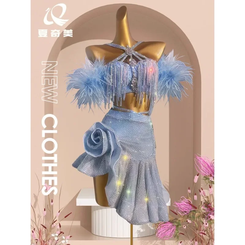 Latin Dance Dress Competition Professional Flower Dress High End Customized Diamond Adult Ostrich Hair Kid's Performance Suit
Latin Dance Dress Competition Professional Flower Dress High End Customized Diamond Adult Ostrich Hair Kid's Performance Suit