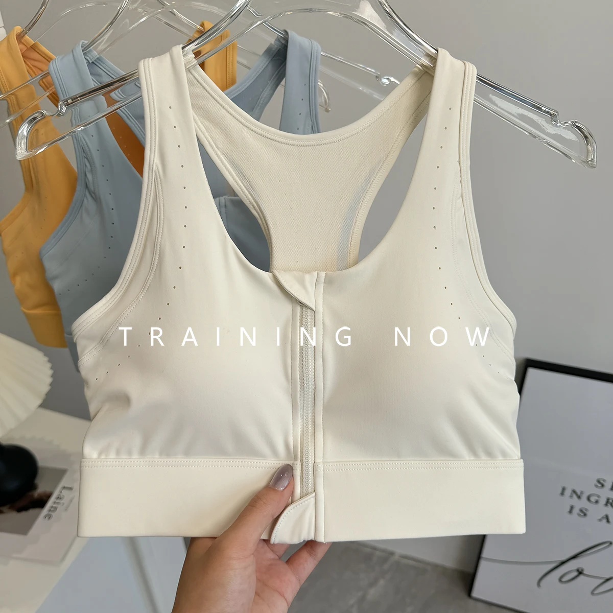 Спортивное нижнее белье высокой интенсивности для женщин перед летом, на молнии для бега, быстросохнущий бюстгальтер для фитнеса, противоударный
Спортивное нижнее белье высокой интенсивности для женщин перед летом, на молнии для бега, быстросохнущий бюстгальтер для фитнеса, противоударный