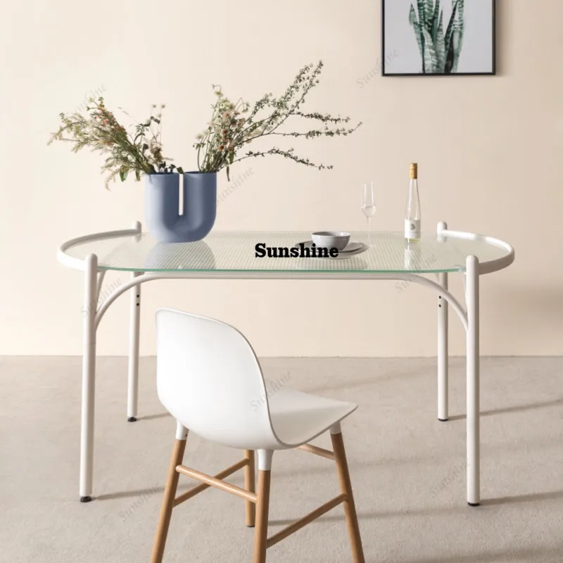 Nordic modern household small apartment restaurant dining table light luxury minimalist
Nordic modern household small apartment restaurant dining table light luxury minimalist