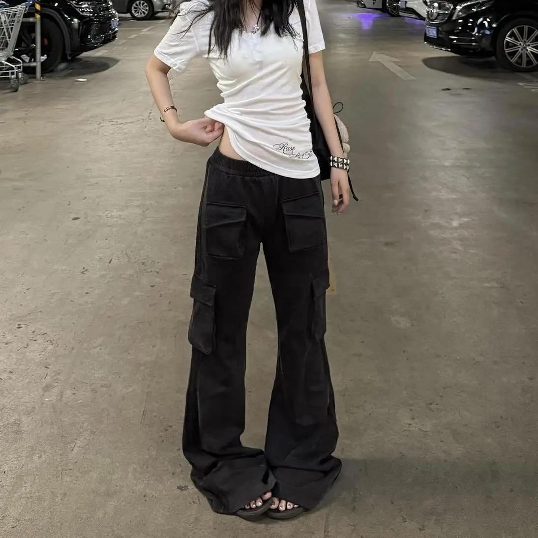 Casual Grunge Vintage Eclectic Waif Punk Jeans Women Solid Elastic Waist Pants American Y2K Street Pockets Black Denim Trouser
Casual Grunge Vintage Eclectic Waif Punk Jeans Women Solid Elastic Waist Pants American Y2K Street Pockets Black Denim Trouser