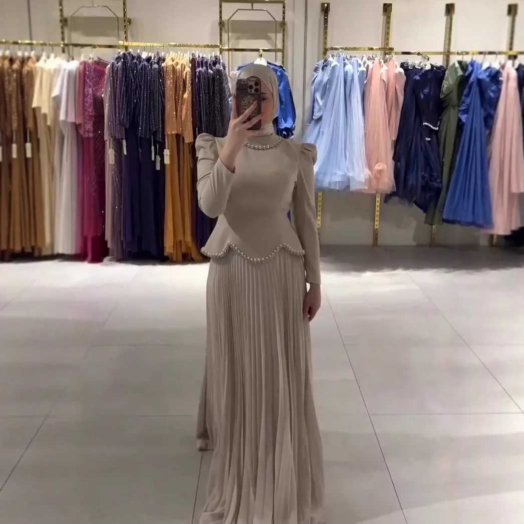 2026 Autumn Elegant Luxurious Long-sleeved Waist-cinching Long Dress Set Robe Abaya Ramadan Dubai Luxury Islam Elegant
2026 Autumn Elegant Luxurious Long-sleeved Waist-cinching Long Dress Set Robe Abaya Ramadan Dubai Luxury Islam Elegant