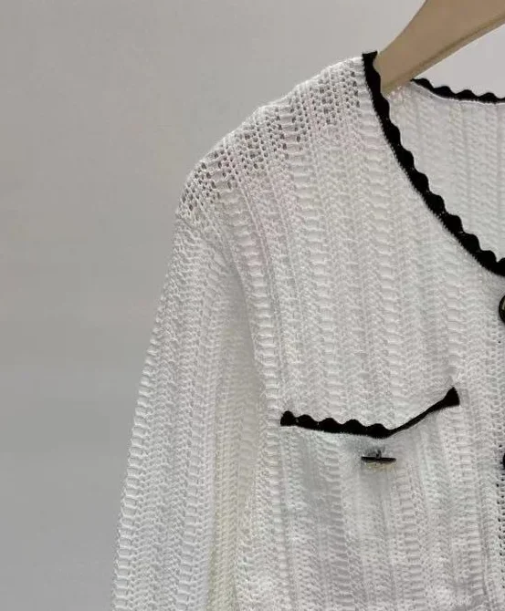 Women's White Long-sleeved Lace Knit Cardigan Hollow out Contrast Color Fashion Design Elegant Top Women
Women's White Long-sleeved Lace Knit Cardigan Hollow out Contrast Color Fashion Design Elegant Top Women