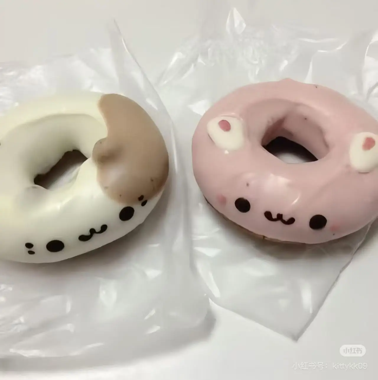 Портативная кислородная гидродермабразия 14 в 1, машина для ухода за кожей, лифтинг лица, водный пилинг H2O2, маленькая спа-машина с пузырьками
Портативная кислородная гидродермабразия 14 в 1, машина для ухода за кожей, лифтинг лица, водный пилинг H2O2, маленькая спа-машина с пузырьками