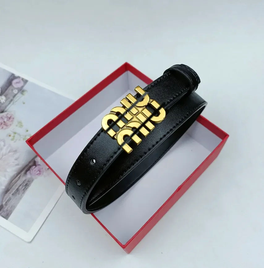 belts desginer women mens belt ceinture Spring Trendy New Style Buckle Versatile Casual Decorative Skirt Leather Women's Fashion
belts desginer women mens belt ceinture Spring Trendy New Style Buckle Versatile Casual Decorative Skirt Leather Women's Fashion