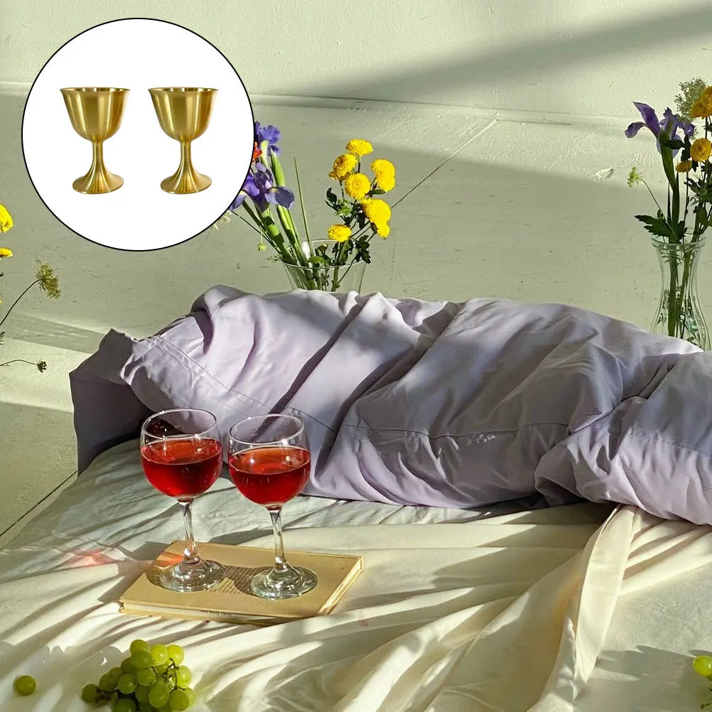 2Pcs Brass Retro Style Cups Brass Holy Cup Decorative Temple Wine Cup Luxury Copper Chalice Glass for Worship and Home Display
2Pcs Brass Retro Style Cups Brass Holy Cup Decorative Temple Wine Cup Luxury Copper Chalice Glass for Worship and Home Display