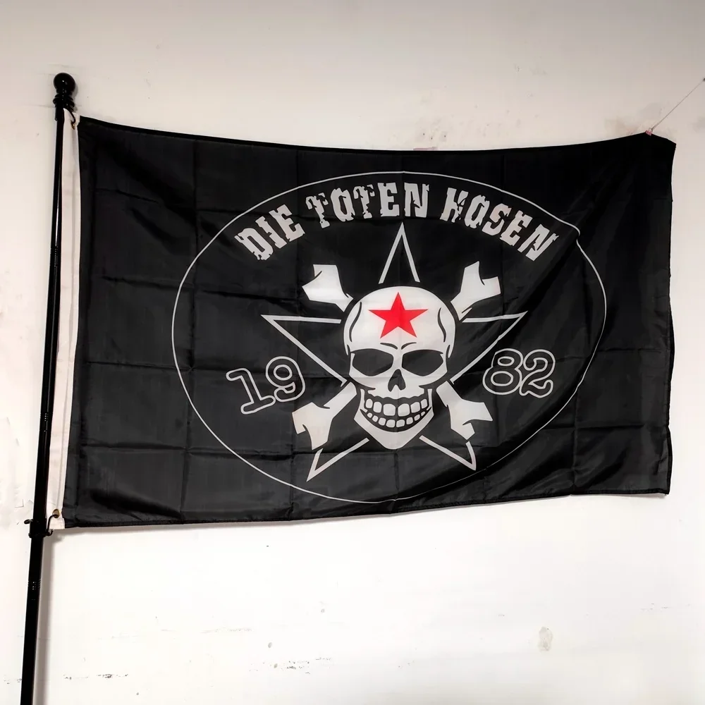 Die Toten Hosen Flag 1982 - 90x150cm Printed Polyester Flag with Metal Grommets for Indoor Outdoor Wall Decor
Die Toten Hosen Flag 1982 - 90x150cm Printed Polyester Flag with Metal Grommets for Indoor Outdoor Wall Decor