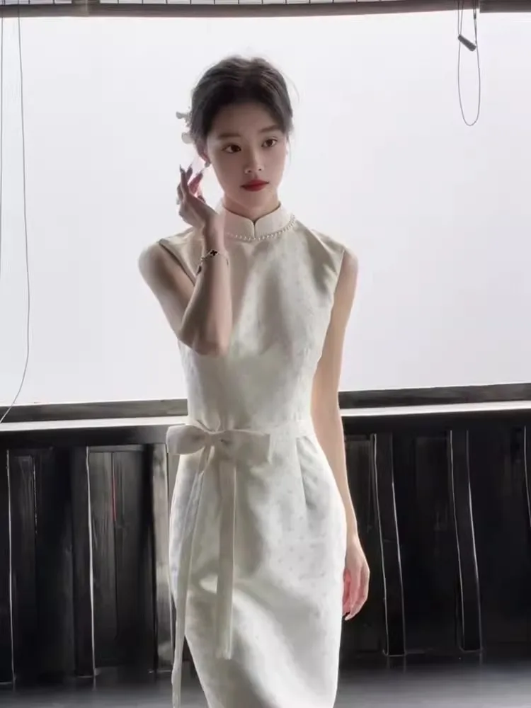 Ele White Wedding Dr with Bow Tie Engagement Certifie Dr High Slit Long Qipao Sle Breathable Summer Faion
Ele White Wedding Dr with Bow Tie Engagement Certifie Dr High Slit Long Qipao Sle Breathable Summer Faion