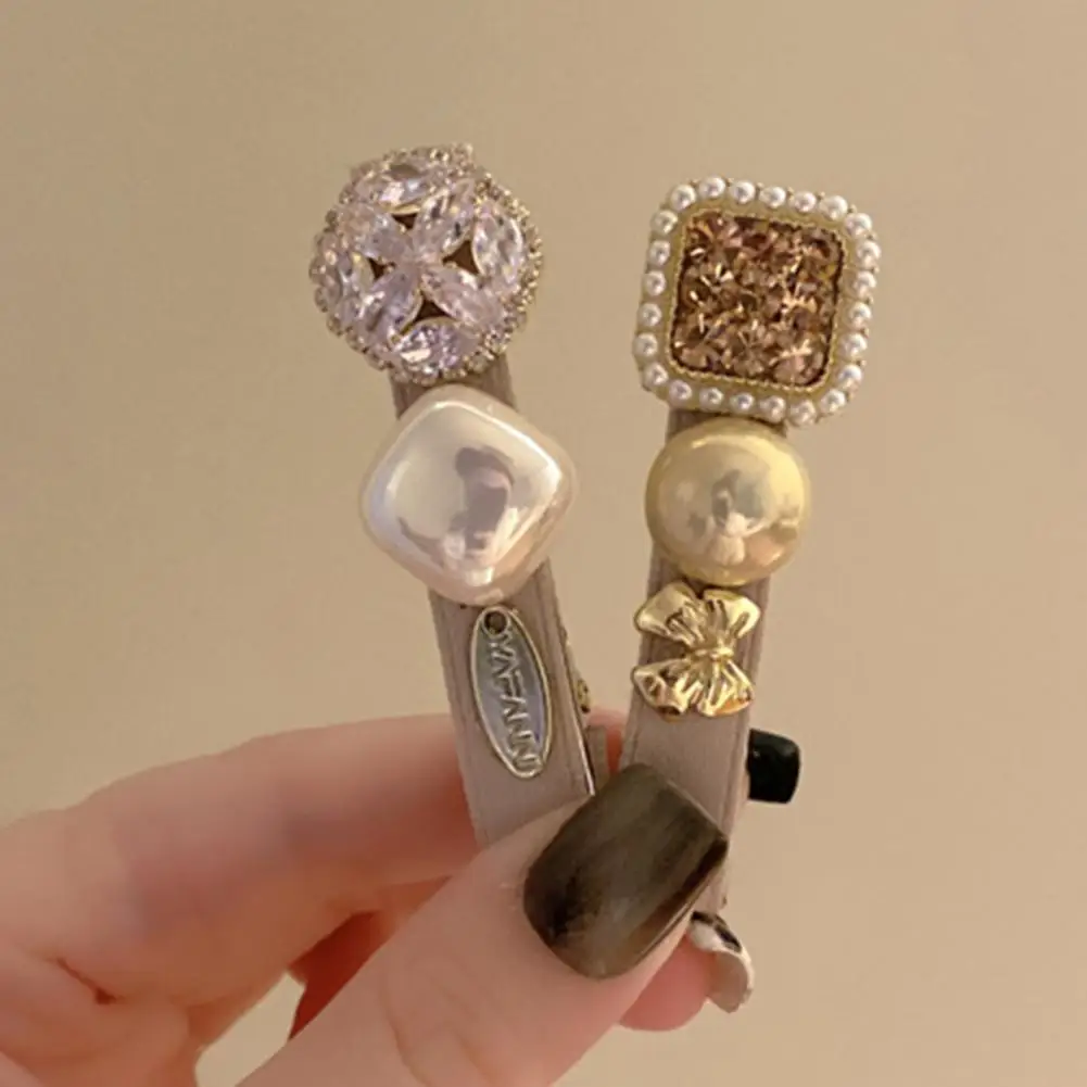 Bangs Hairpin Imitation Pearls Sparkling Rhinestones Inlaid Side Bang Hair Clip High Gloss Small Face Shaping Hair Accessory Dai
Bangs Hairpin Imitation Pearls Sparkling Rhinestones Inlaid Side Bang Hair Clip High Gloss Small Face Shaping Hair Accessory Dai