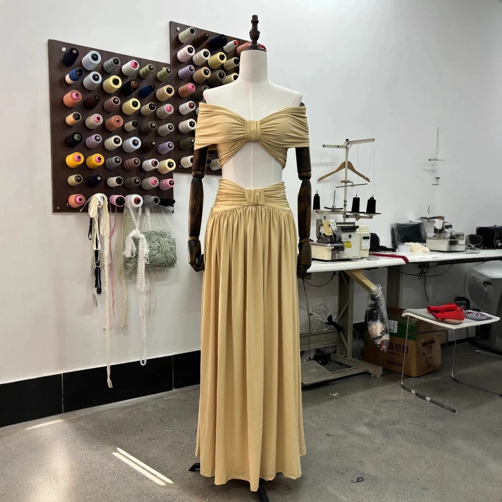 Женский элегантный однотонный наряд с высокой талией и драпировкой, 2 предмета, длинное платье без рукавов с открытыми плечами, укороченный топ без рукавов и длинная юбка, праздничный комплект
Женский элегантный однотонный наряд с высокой талией и драпировкой, 2 предмета, длинное платье без рукавов с открытыми плечами, укороченный топ без рукавов и длинная юбка, праздничный комплект