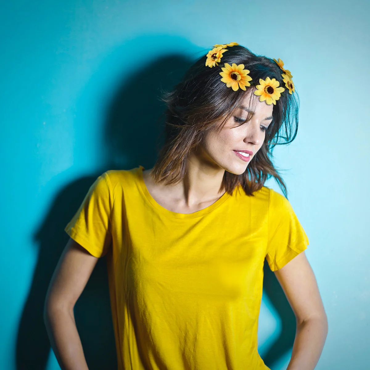 1Pcs Sunflower Headband Floral Crown Elegant Hair Wreath Bridal Headpiece Wedding Party Festival Hair Band Women Headband
1Pcs Sunflower Headband Floral Crown Elegant Hair Wreath Bridal Headpiece Wedding Party Festival Hair Band Women Headband