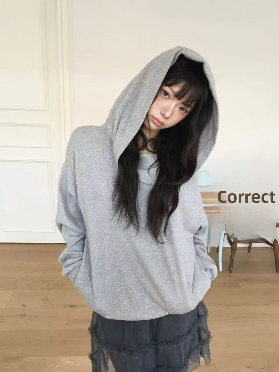 Laid-back Japanese Style Long Sleeve Hoodie Shoulder-baring Sweatshirt Women's Casual Versatile Comfortable Fashionable Top
Laid-back Japanese Style Long Sleeve Hoodie Shoulder-baring Sweatshirt Women's Casual Versatile Comfortable Fashionable Top