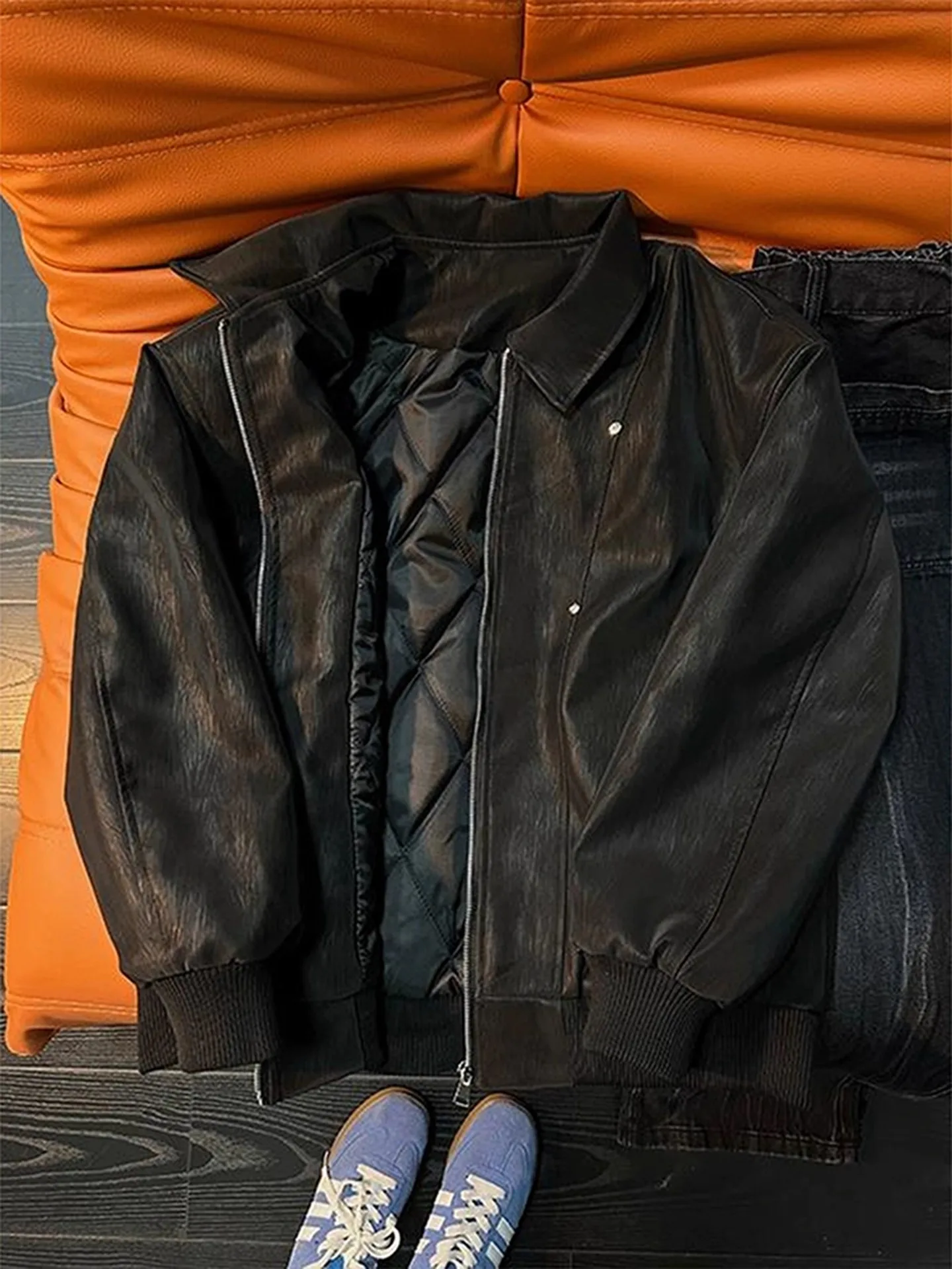 Bla PU Leather Flight Jaet Cotton Vest Men's Winter Thiened American Motorcycle Sle ort Baseball Coat Warmth
Bla PU Leather Flight Jaet Cotton Vest Men's Winter Thiened American Motorcycle Sle ort Baseball Coat Warmth