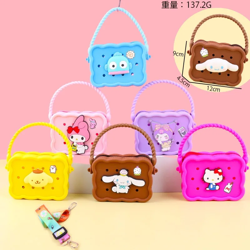 Hello Kitty DIY Dong Dong Bag Sanrio Handbag Anime Kuromi Beach Bags Cartoon Child Toy Bag Wholesale Kawaii Girl DIY Tote Gift
Hello Kitty DIY Dong Dong Bag Sanrio Handbag Anime Kuromi Beach Bags Cartoon Child Toy Bag Wholesale Kawaii Girl DIY Tote Gift