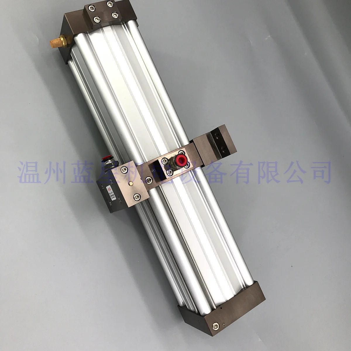 Booster valve air automatic booster BSA80-4 Bore80mm, pressurized 4 times, with high-pressure regulator, without gas tank
Booster valve air automatic booster BSA80-4 Bore80mm, pressurized 4 times, with high-pressure regulator, without gas tank