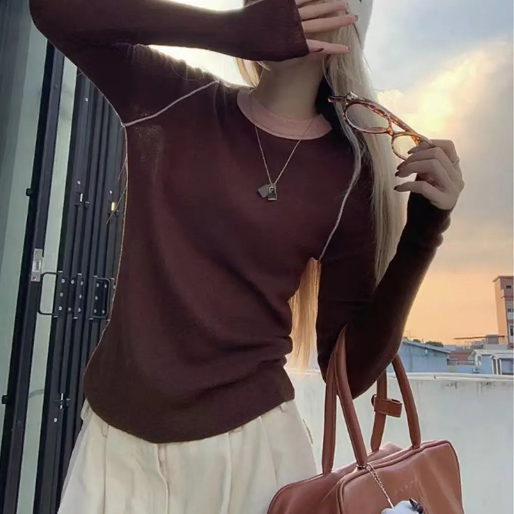 Женская облегающая трикотажная базовая рубашка в корейском стиле с круглым вырезом контрастного цвета, весна-осень, модный топ в ленивом стиле с внутренней стороны 
Женская облегающая трикотажная базовая рубашка в корейском стиле с круглым вырезом контрастного цвета, весна-осень, модный топ в ленивом стиле с внутренней стороны