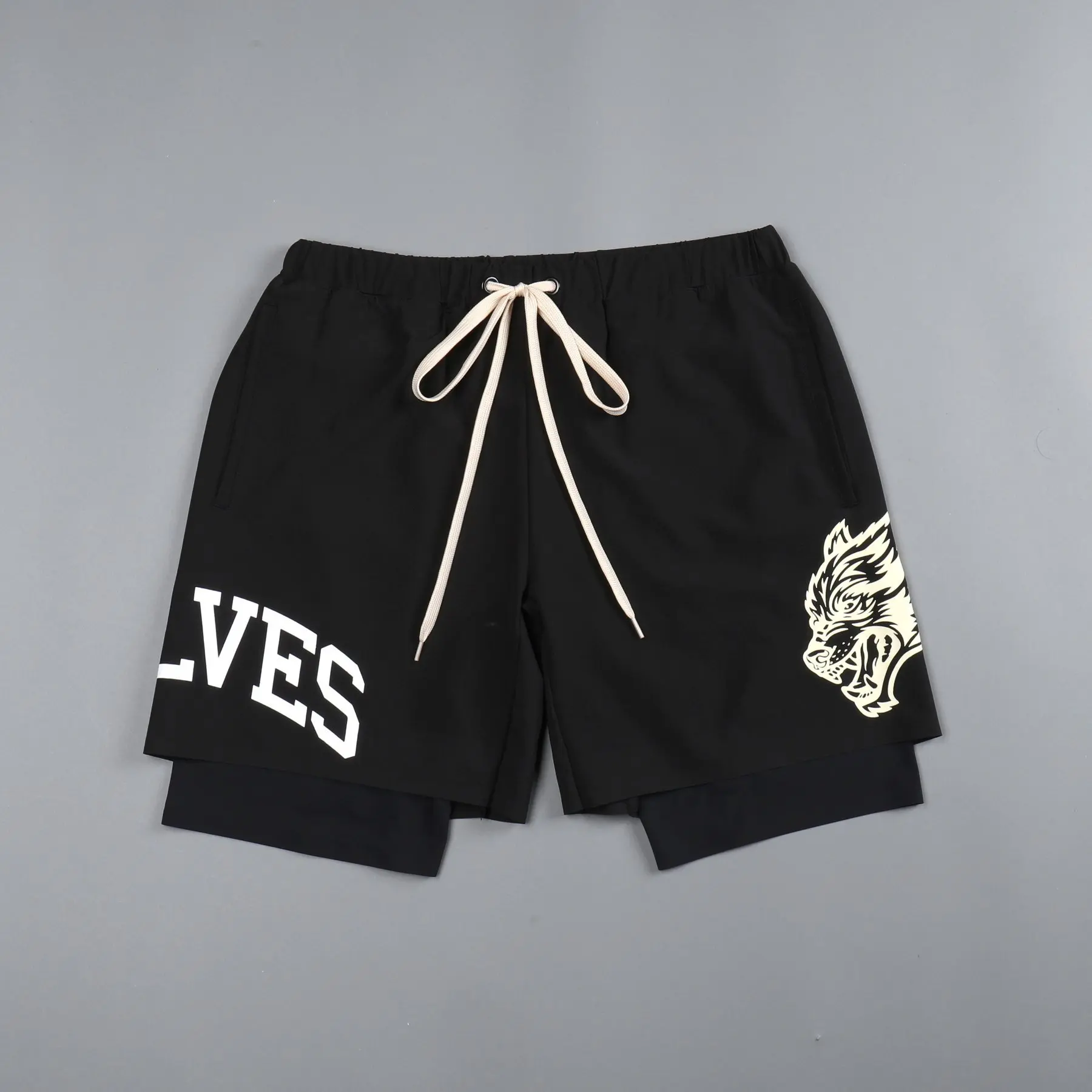 2023 New men's sports shorts 2 in 1 safety pocket sexy running shorts Summer men's double layer breathable fitness training pant
2023 New men's sports shorts 2 in 1 safety pocket sexy running shorts Summer men's double layer breathable fitness training pant
