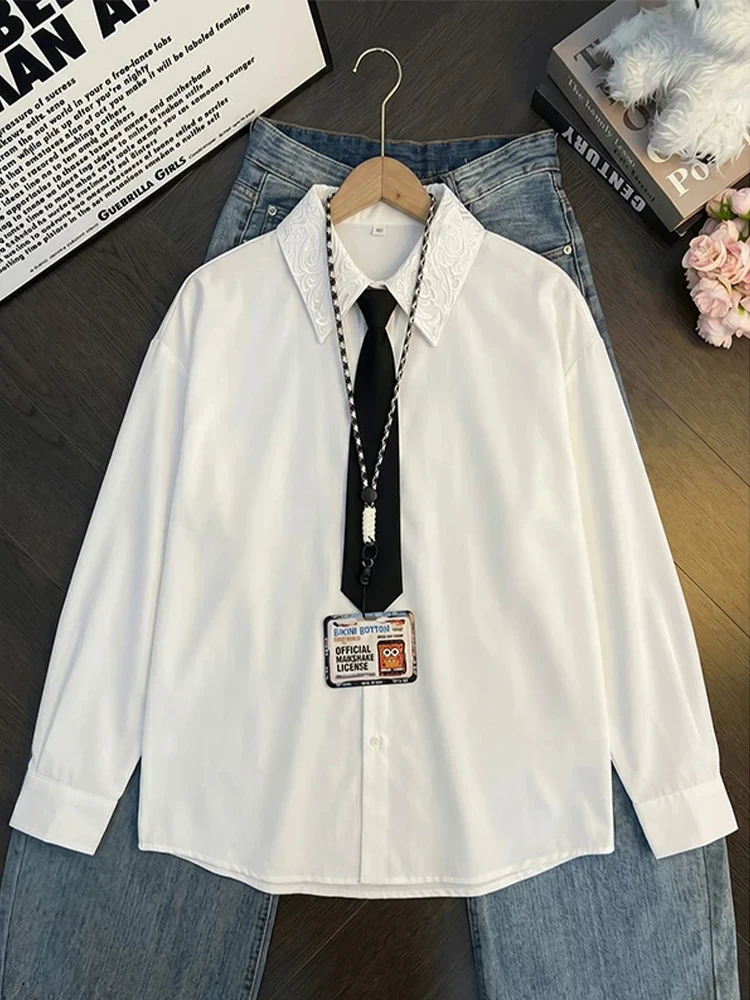 White Floral Embroidery Ice Silk Men's Shirt Long Sleeve Sun Protection Outerwear Casual Style Polyester Fiber Summer Fashion
White Floral Embroidery Ice Silk Men's Shirt Long Sleeve Sun Protection Outerwear Casual Style Polyester Fiber Summer Fashion