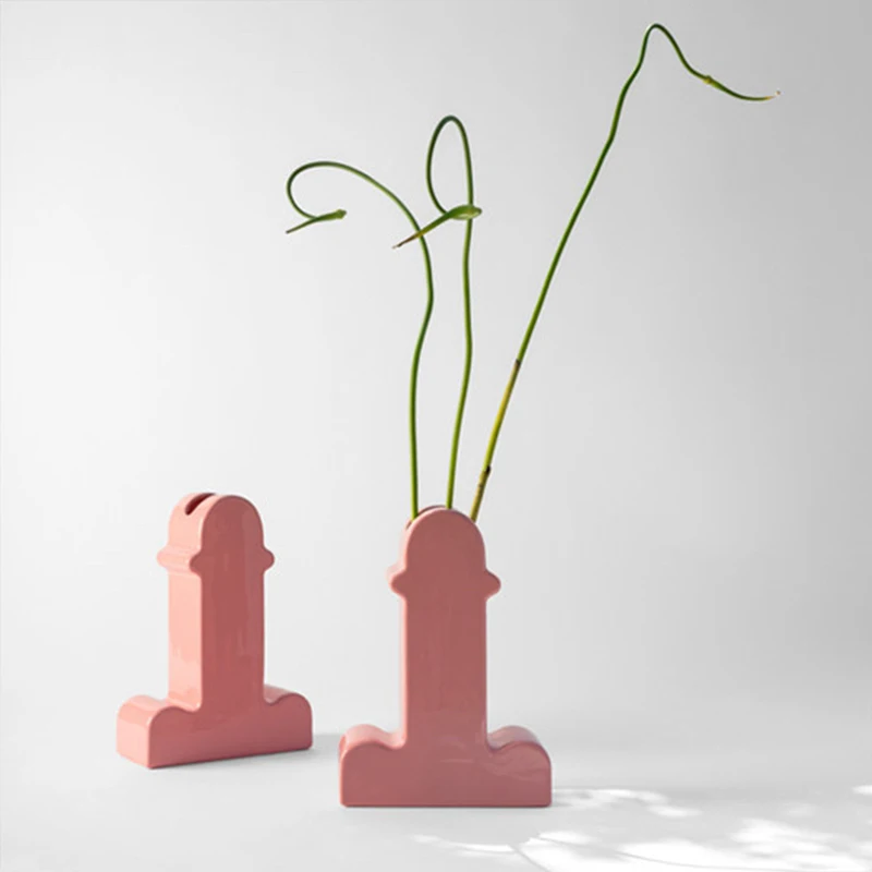 Original Art Vase Memphis Personality Funnny and Creative Flower Arrangement Table Decorative Ornaments Classic Collection Vase
Original Art Vase Memphis Personality Funnny and Creative Flower Arrangement Table Decorative Ornaments Classic Collection Vase