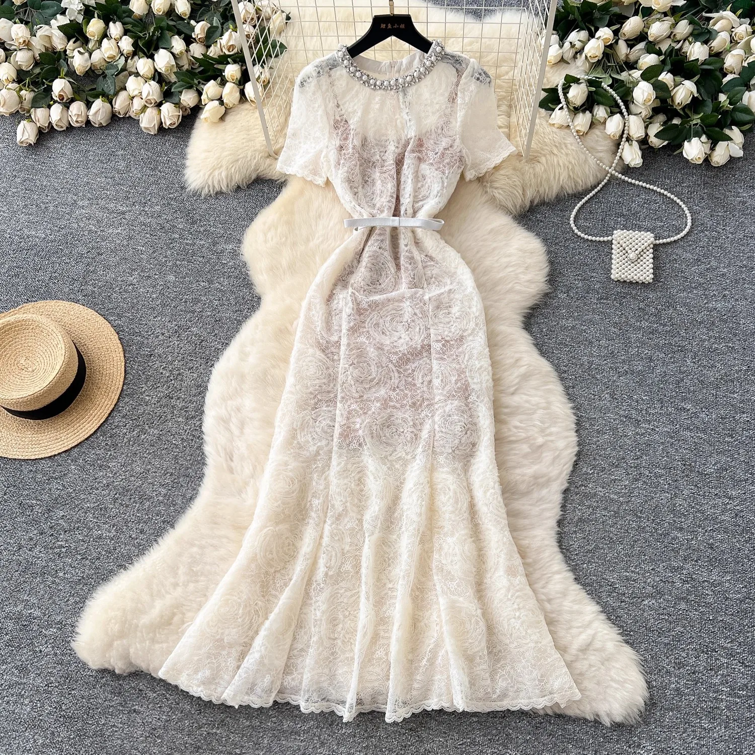 Summer Embroidery Formal Evening Dress Women Crystal O Neck Short Sleeve Mermaid Pencil Lace Dresses Midi Elegant Party Vestidos
Summer Embroidery Formal Evening Dress Women Crystal O Neck Short Sleeve Mermaid Pencil Lace Dresses Midi Elegant Party Vestidos