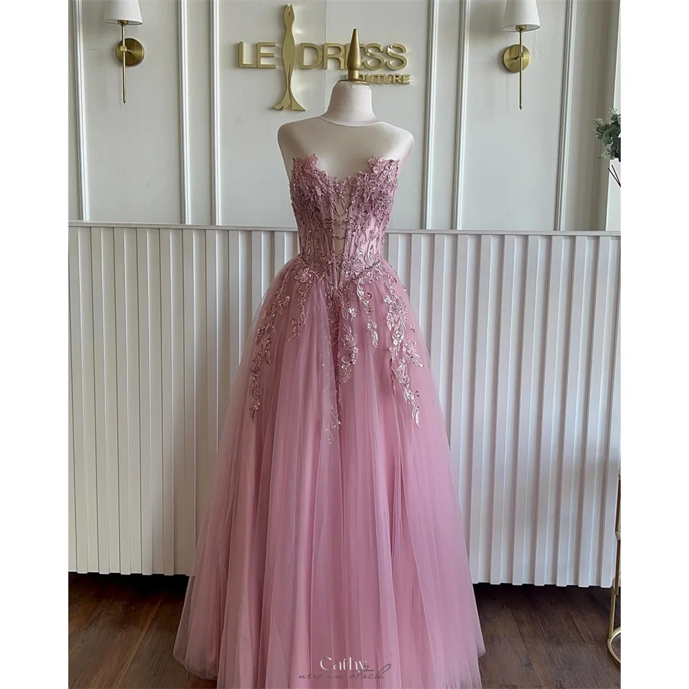 Cathy Customized Strapless Sequinned Appliques Prom Dresses Embroidery Tulle vestidos de noiva A-Line Sleeveless Formal Evening
Cathy Customized Strapless Sequinned Appliques Prom Dresses Embroidery Tulle vestidos de noiva A-Line Sleeveless Formal Evening