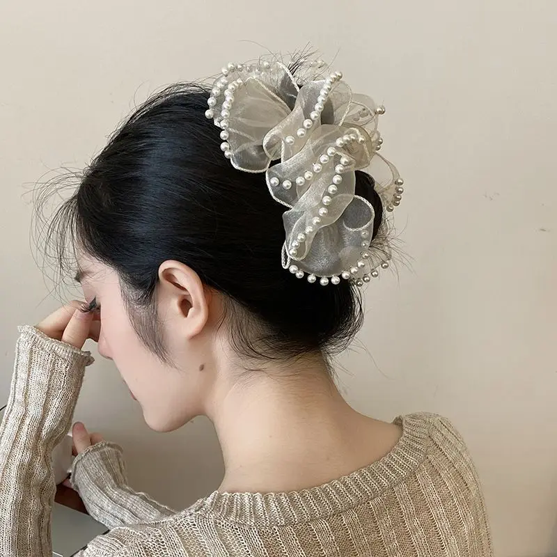 Luxurious French Style Hair Accessories for Women with Chic Pearl Embellishments and Large Clips
Luxurious French Style Hair Accessories for Women with Chic Pearl Embellishments and Large Clips