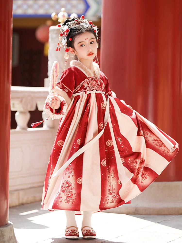 Зимняя одежда Hanfu для девочек, новинка 2024, детская антикварная юбка, одежда Тан, детское платье, китайская новогодняя одежда
Зимняя одежда Hanfu для девочек, новинка 2024, детская антикварная юбка, одежда Тан, детское платье, китайская новогодняя одежда