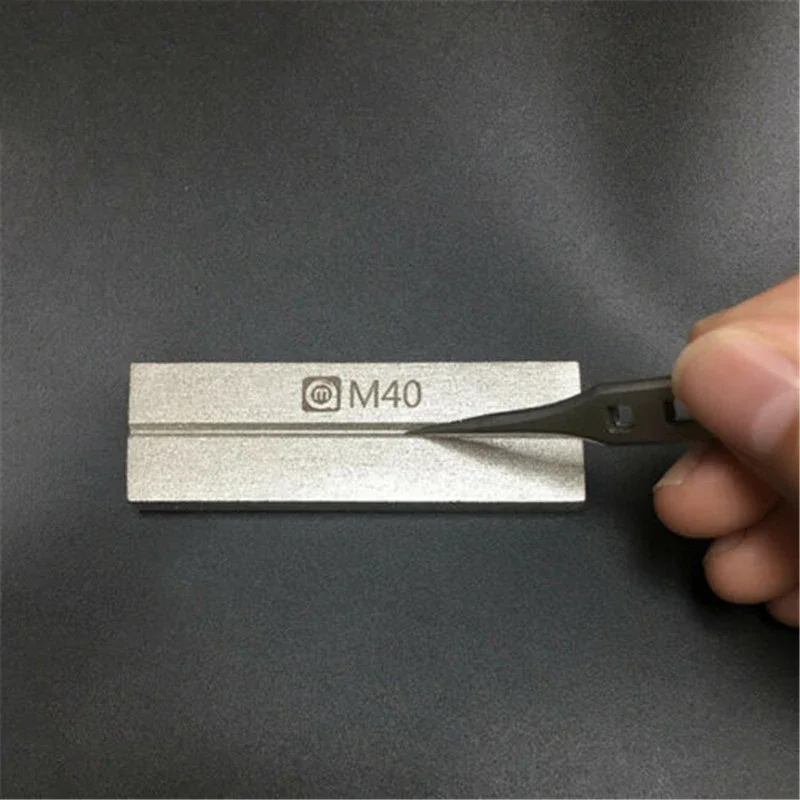 Точильный камень Amaoe M40, используемый для пинцетов, шлифовальное лезвие, двухстороннее использование, инструменты для ремонта пинцетов
Точильный камень Amaoe M40, используемый для пинцетов, шлифовальное лезвие, двухстороннее использование, инструменты для ремонта пинцетов