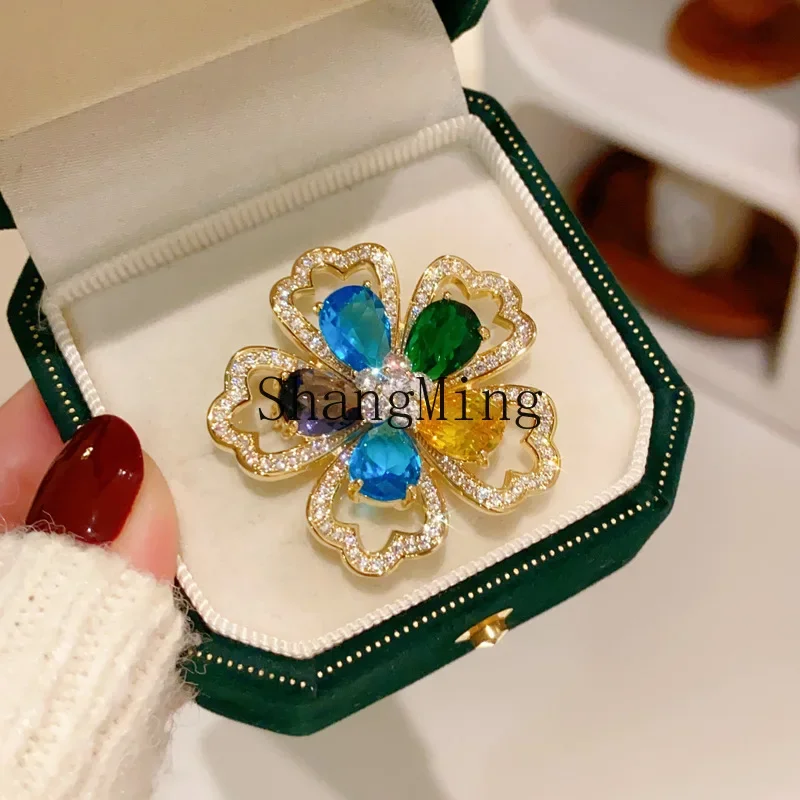 CLL light luxury high-end multicolored diamond hollow flower brooch brooch high-end elegant versatile pin buckle
CLL light luxury high-end multicolored diamond hollow flower brooch brooch high-end elegant versatile pin buckle