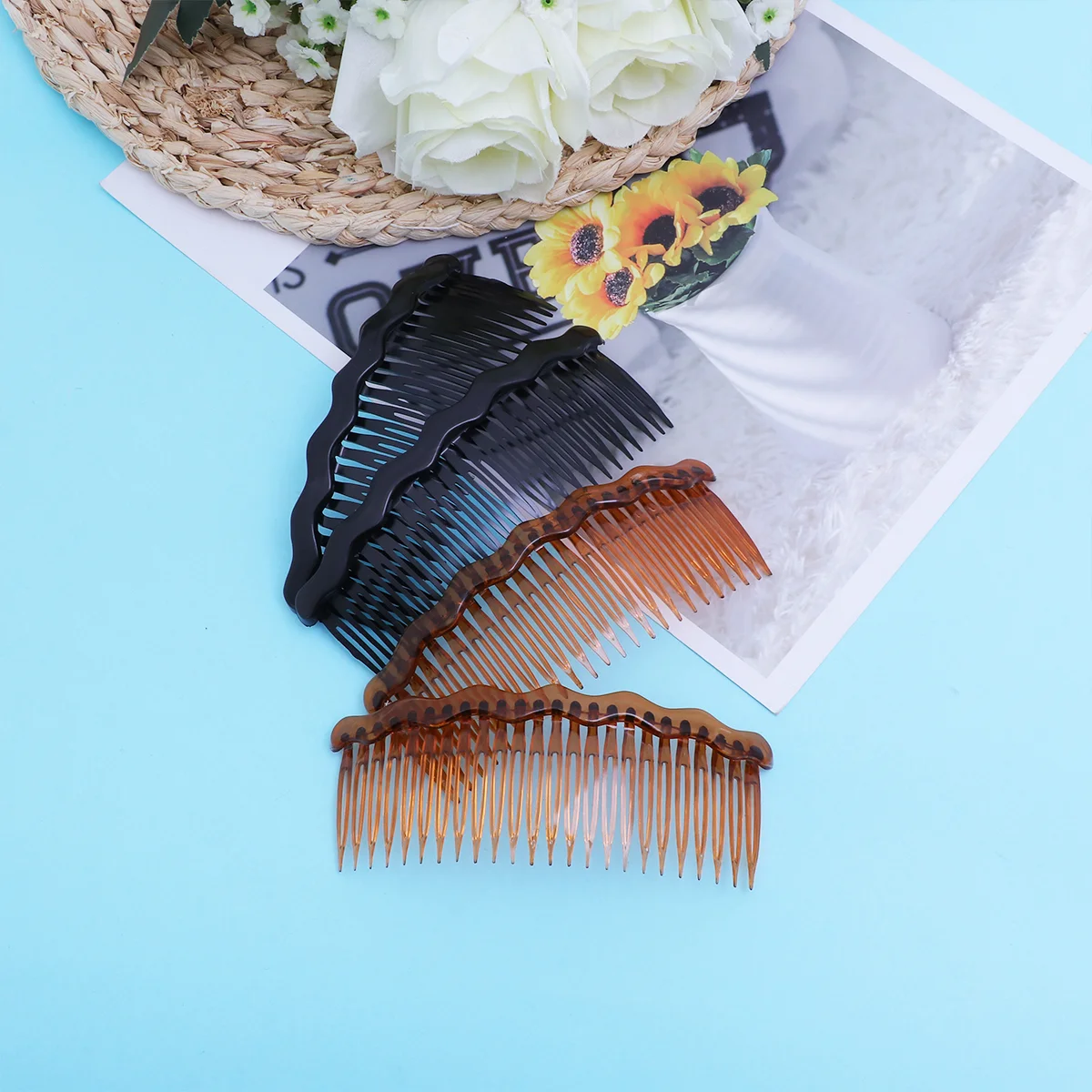 4 Pcs Simple Hair Comb Combs Teeth Clips for Girls Hairpin Eyelash Travel Miss Pins
4 Pcs Simple Hair Comb Combs Teeth Clips for Girls Hairpin Eyelash Travel Miss Pins