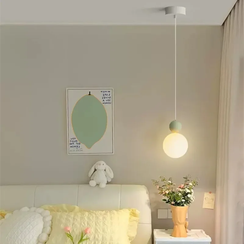 Bedside Chandelier Bedroom Warm Romantic Bar Table Lamp AC85-265V New Cream Wind Simple Modern Restaurant LED Small
Bedside Chandelier Bedroom Warm Romantic Bar Table Lamp AC85-265V New Cream Wind Simple Modern Restaurant LED Small