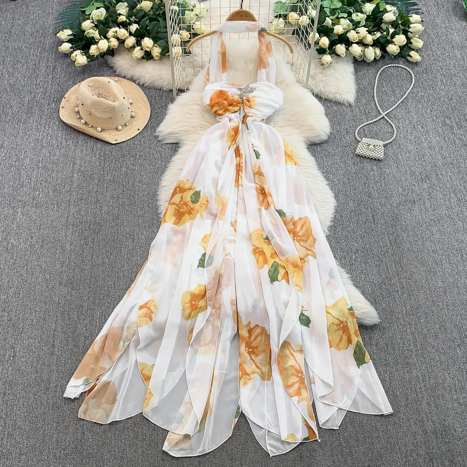 Vintage Elegant halter print chiffon Spliced Dress Chic fairycore dress Fashion Beach Vestidos Women Dress
Vintage Elegant halter print chiffon Spliced Dress Chic fairycore dress Fashion Beach Vestidos Women Dress