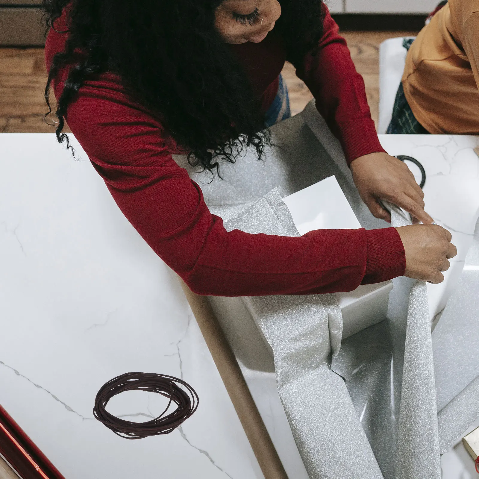 1 Roll Braided Cattlehide Craft Rope Cord for DIY Bracelet Necklace Jewelry Making Cord DIY Bracelet Rope
1 Roll Braided Cattlehide Craft Rope Cord for DIY Bracelet Necklace Jewelry Making Cord DIY Bracelet Rope