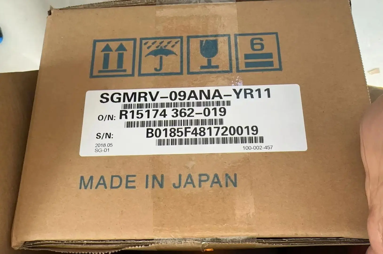 Новый серводвигатель SGMRV-09ANA-YR11
Новый серводвигатель SGMRV-09ANA-YR11