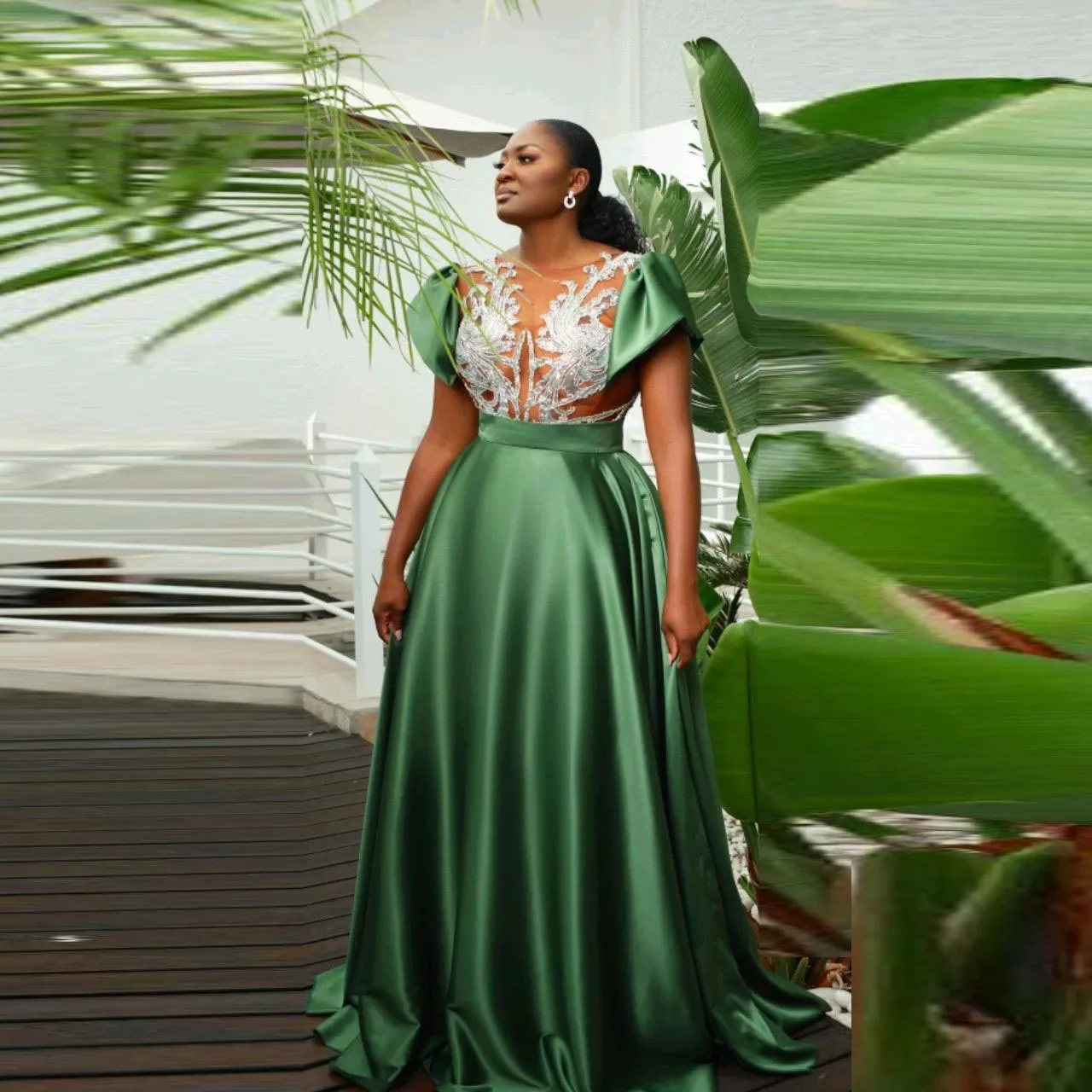 Зеленое атласное вечернее платье больших размеров по индивидуальному заказу, вечернее платье с кружевным воротником, вечернее платье трапециевидной формы с короткими рукавами, черное бальное платье для девочек
Зеленое атласное вечернее платье больших размеров по индивидуальному заказу, вечернее платье с кружевным воротником, вечернее платье трапециевидной формы с короткими рукавами, черное бальное платье для девочек