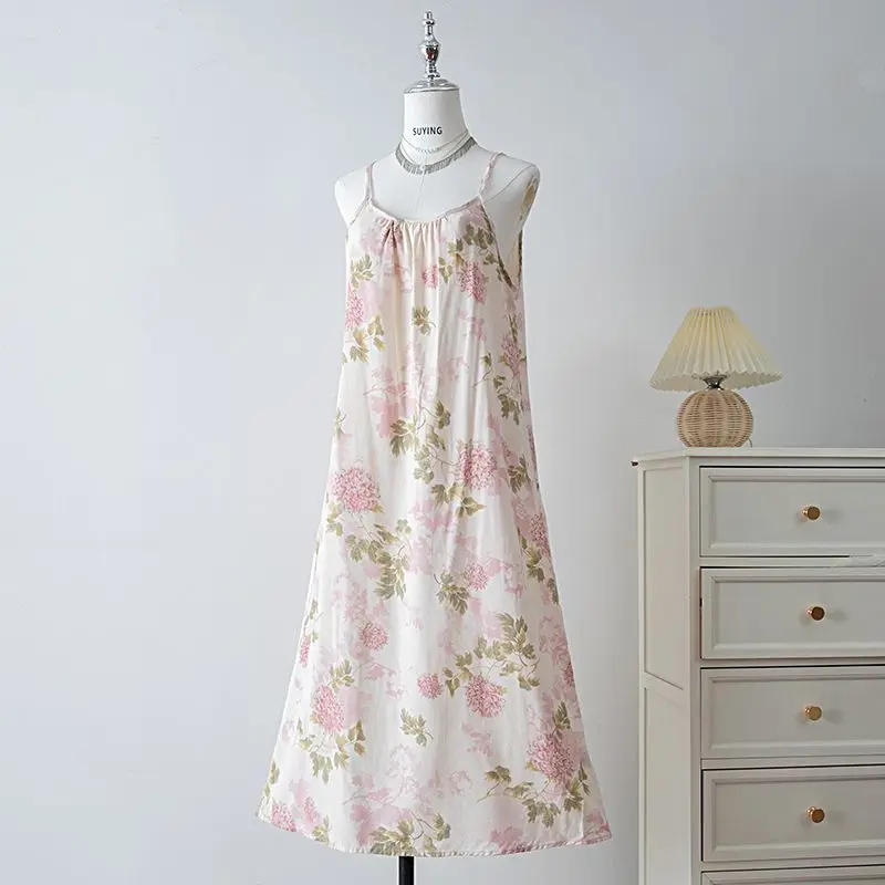 2025 New Suspender Skirt Summer Thin Nightgown Dress Fashionable Nightgown Bathing Robe Women's Pyjamas Gifts Basic Pajamas Cute
2025 New Suspender Skirt Summer Thin Nightgown Dress Fashionable Nightgown Bathing Robe Women's Pyjamas Gifts Basic Pajamas Cute