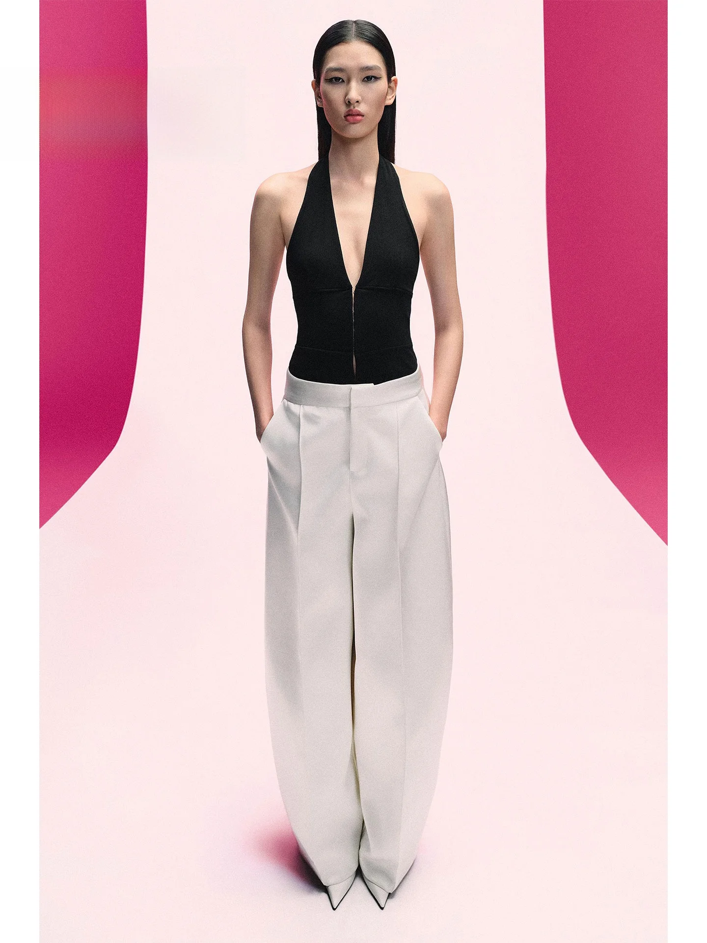 Fashionable High Waist Wide Leg Pants Women's Balloon Style Casual Trousers Summer 2026 Elegant Atmosphere Fashion
Fashionable High Waist Wide Leg Pants Women's Balloon Style Casual Trousers Summer 2026 Elegant Atmosphere Fashion
