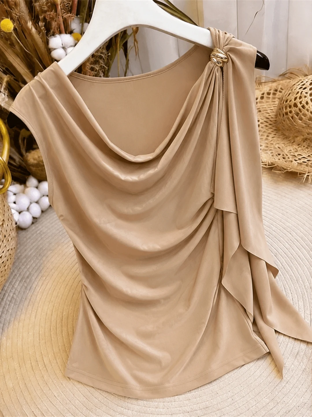 Elegant Sleeveless Trendy Fashion Summer Shirt Simple Chic Style Commute Korean Version Straight Cut Daily Wear Poetess
Elegant Sleeveless Trendy Fashion Summer Shirt Simple Chic Style Commute Korean Version Straight Cut Daily Wear Poetess