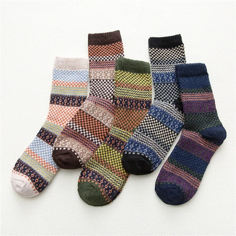 5 Pair Autumn/Winter Warm Men's Socks Men's Checkered Retro Ethnic Style Mid Tube Socks Suitable for Home Leisure
5 Pair Autumn/Winter Warm Men's Socks Men's Checkered Retro Ethnic Style Mid Tube Socks Suitable for Home Leisure