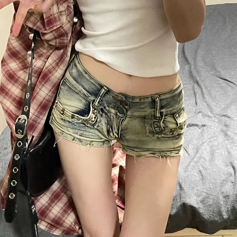 New Woman Designer Low Waist Punk Jeans Girls Aesthetic Elastic High Street Mini Pants Female Sexy Nightclub Summer Denim Shorts
New Woman Designer Low Waist Punk Jeans Girls Aesthetic Elastic High Street Mini Pants Female Sexy Nightclub Summer Denim Shorts