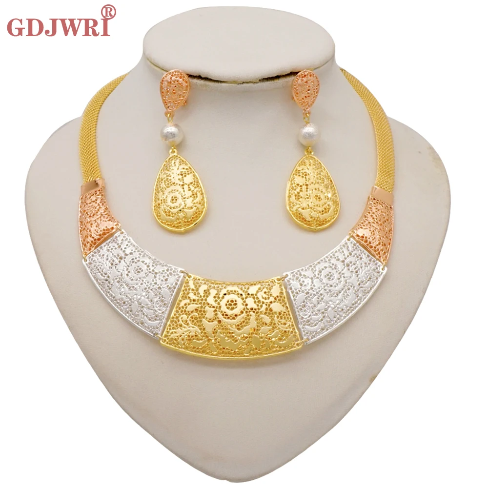 Fine Jewelry Dubai Gold Color Set For Woman Multicolor Necklace Earrings Set French African Bridal Wedding Party Gift
Fine Jewelry Dubai Gold Color Set For Woman Multicolor Necklace Earrings Set French African Bridal Wedding Party Gift