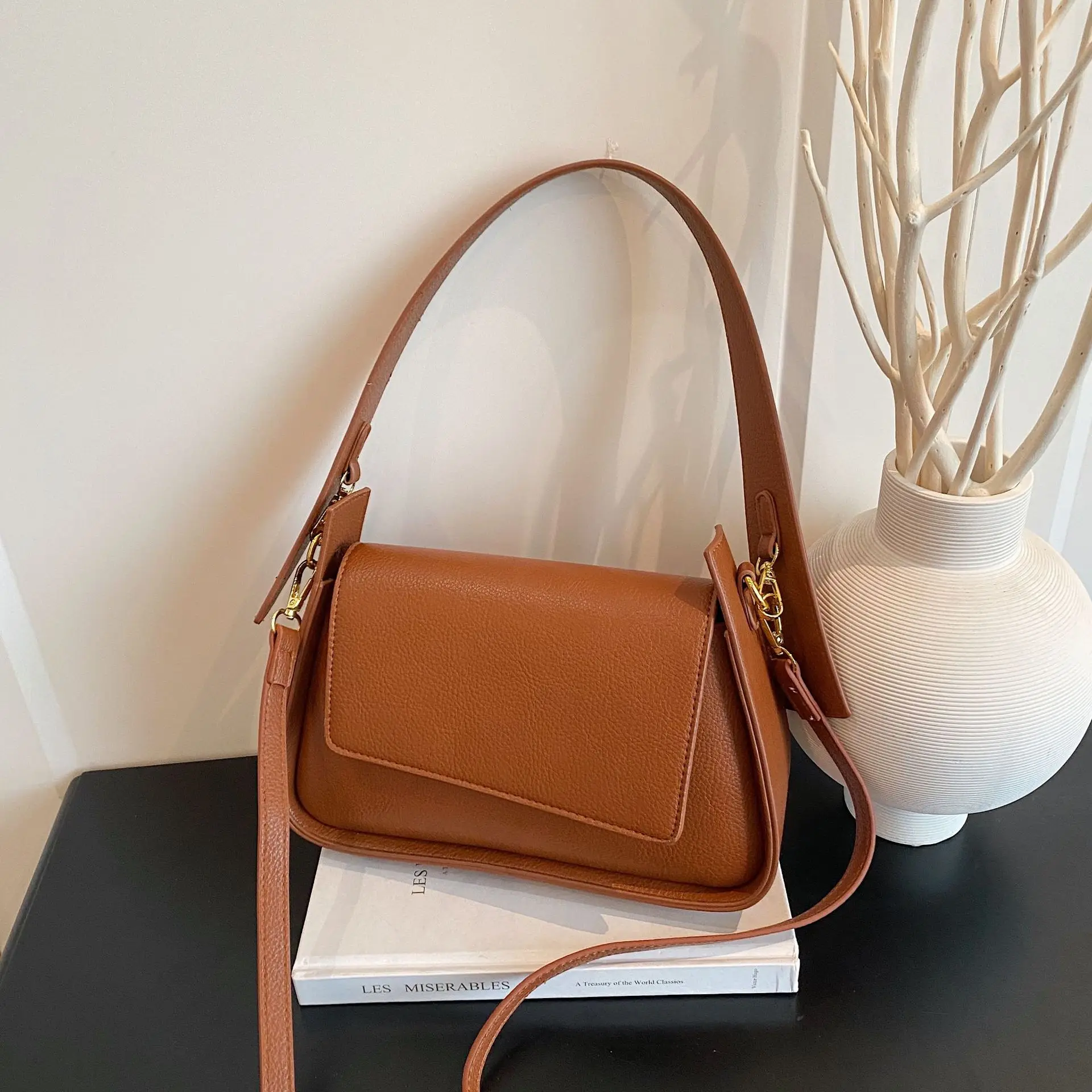 2025 Luxe Top Handle Bag, Vintage Shoulder Purse for Women, Trendy Crossbody Tote Minimalist Day to Night Bag Textured Sling Bag
2025 Luxe Top Handle Bag, Vintage Shoulder Purse for Women, Trendy Crossbody Tote Minimalist Day to Night Bag Textured Sling Bag