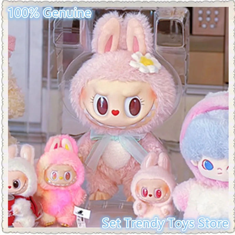 Подлинная серия MOKOKO Sweetheart Labub Monster CLOSE TO SWEET, виниловые плюшевые фигурки, подвески, модные игрушки, коллекционные подарки для девочек
Подлинная серия MOKOKO Sweetheart Labub Monster CLOSE TO SWEET, виниловые плюшевые фигурки, подвески, модные игрушки, коллекционные подарки для девочек