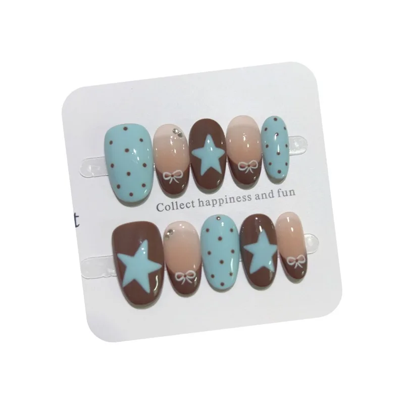2025 New 10pcs Handmade French Short Press On Nails Blue Brown Polka Dot Bow Star Design Fake Nail Wearable Nail Art Tips
2025 New 10pcs Handmade French Short Press On Nails Blue Brown Polka Dot Bow Star Design Fake Nail Wearable Nail Art Tips