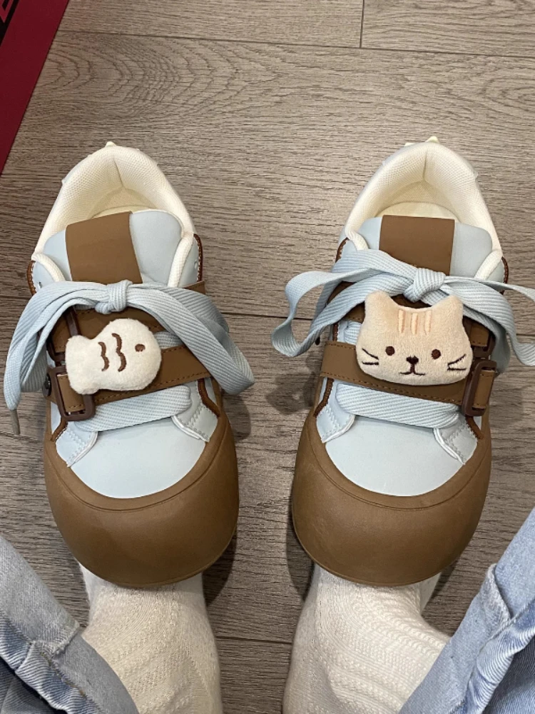 Autumn New Fashion 2024 Sneakers Female Platform Flat Design Shoes Lady Blue Cartoon Casual Ladies Chunky Sneakers Women Shoes
Autumn New Fashion 2024 Sneakers Female Platform Flat Design Shoes Lady Blue Cartoon Casual Ladies Chunky Sneakers Women Shoes