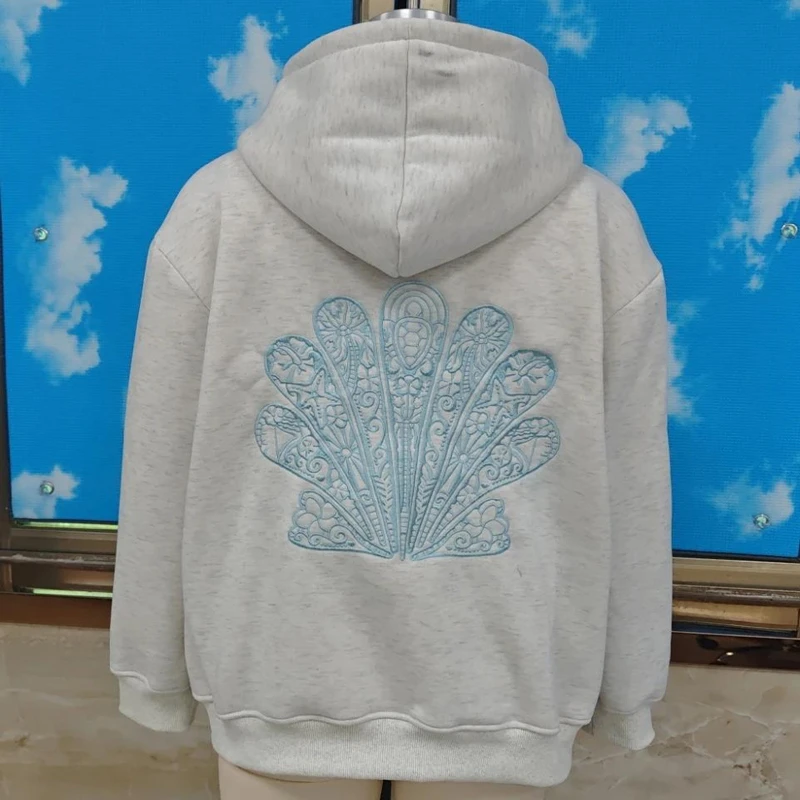 American Style Embroidery Hoodie Sweatshirt Women's Loose Fit Winter Fashion Sportswear Vintage Fleece Pullover Pocket Clothing
American Style Embroidery Hoodie Sweatshirt Women's Loose Fit Winter Fashion Sportswear Vintage Fleece Pullover Pocket Clothing