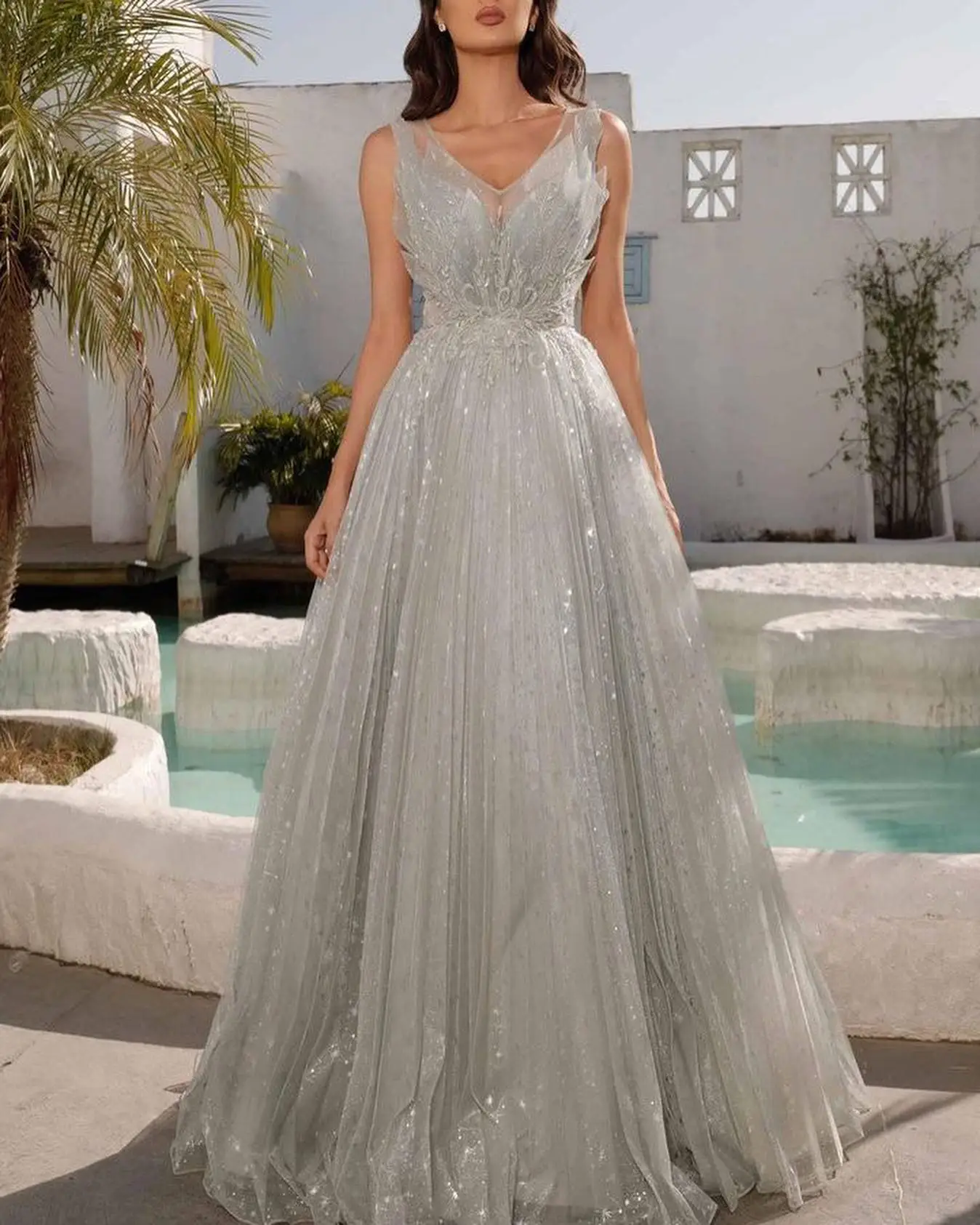 Customized Temperament Sequined V-Neck Floor Length A-Line Organza Evening Dress High Quality Sleeveless Sweep Train Party Gowns
Customized Temperament Sequined V-Neck Floor Length A-Line Organza Evening Dress High Quality Sleeveless Sweep Train Party Gowns