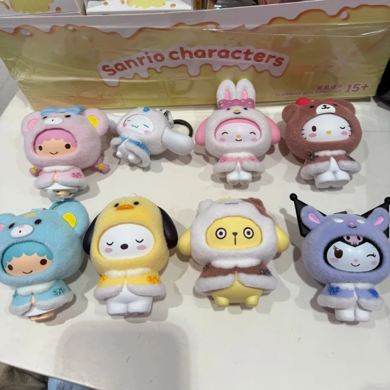 Оригинальный брелок-сюрприз серии Little Cape с Куроми и КТ, флокированный, меняющий выражение лица, модная игрушка-подвеска для сумки, милый рождественский подарок, в наличии
Оригинальный брелок-сюрприз серии Little Cape с Куроми и КТ, флокированный, меняющий выражение лица, модная игрушка-подвеска для сумки, милый рождественский подарок, в наличии