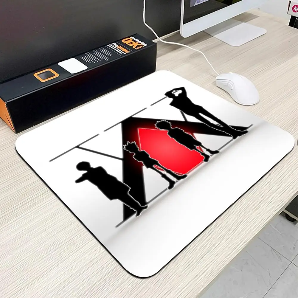Anime Hunter x Hunter Killua Mouse Pad Small Office Table Mats Computer Accessories Washable Non-slip Rubber with Precision Lock
Anime Hunter x Hunter Killua Mouse Pad Small Office Table Mats Computer Accessories Washable Non-slip Rubber with Precision Lock